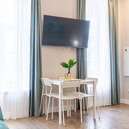 Stylish Studio Apartment Wiener Stadthalle Екстер'єр фото