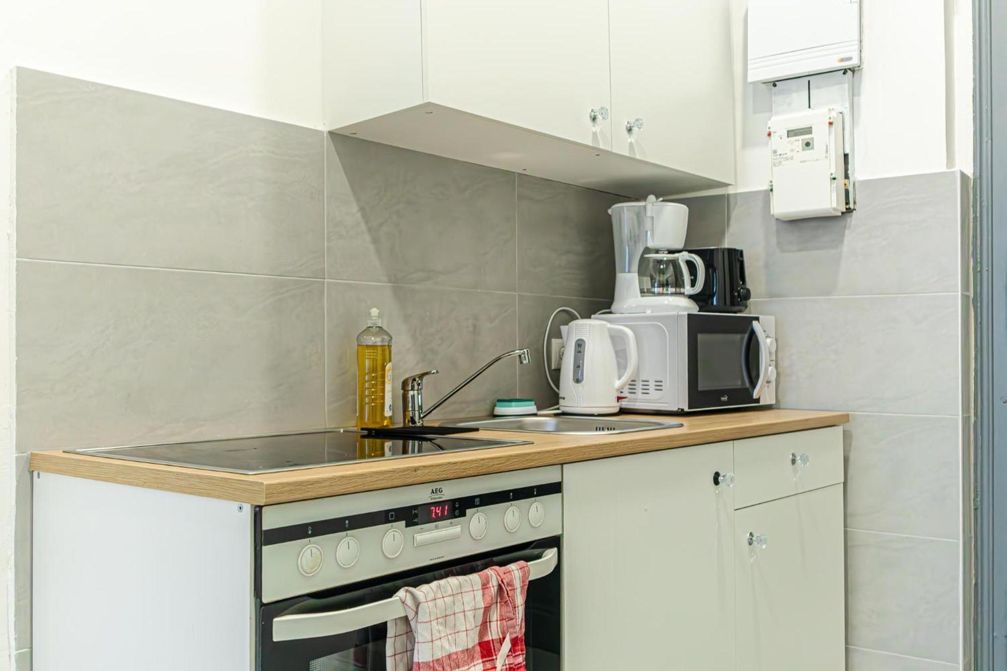 Stylish Studio Apartment Wiener Stadthalle Екстер'єр фото