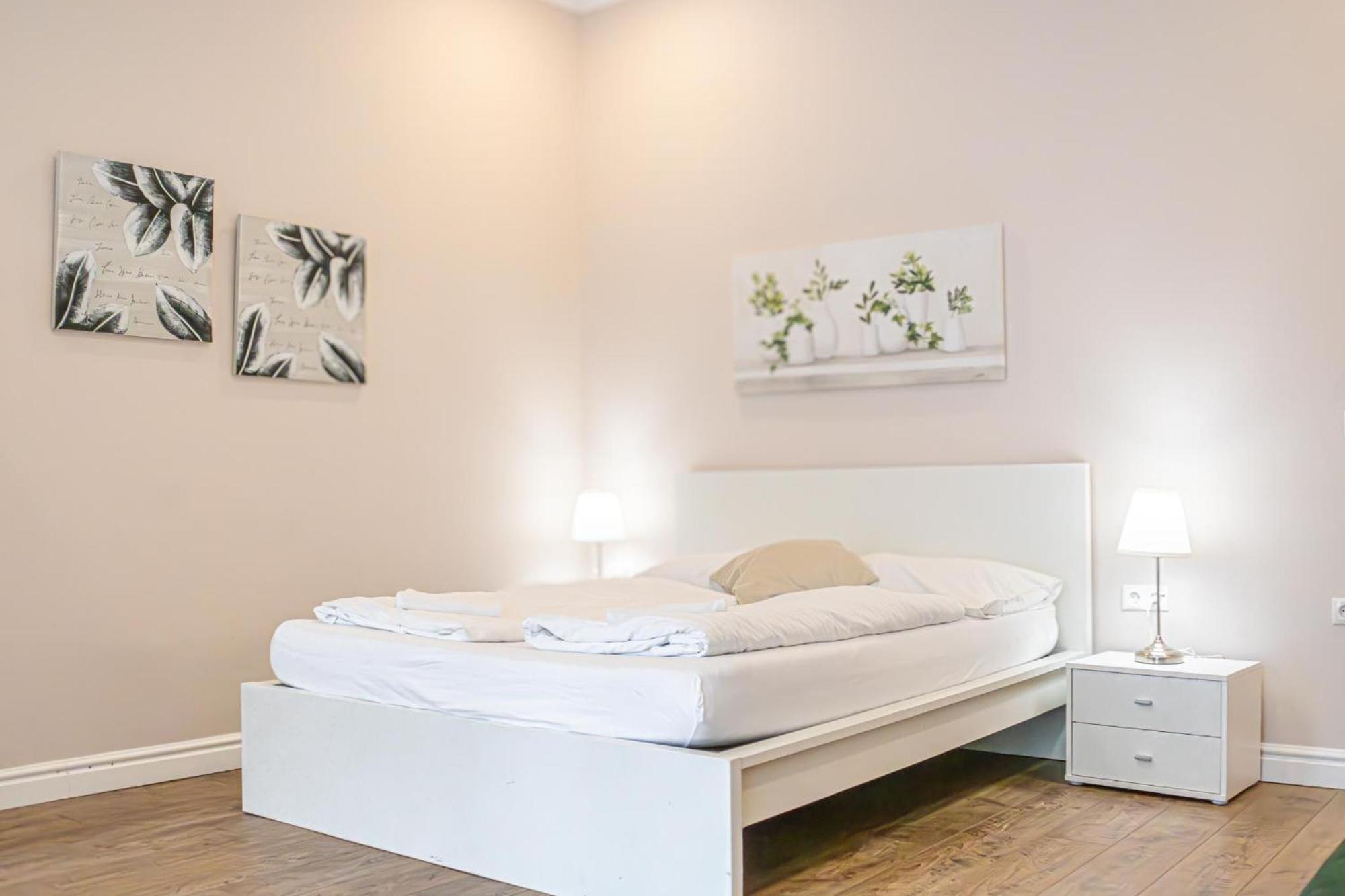 Stylish Studio Apartment Wiener Stadthalle Екстер'єр фото